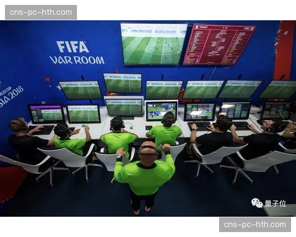 消息：法甲测试门线技术与半自动越位系统联动，下赛季或全面应用